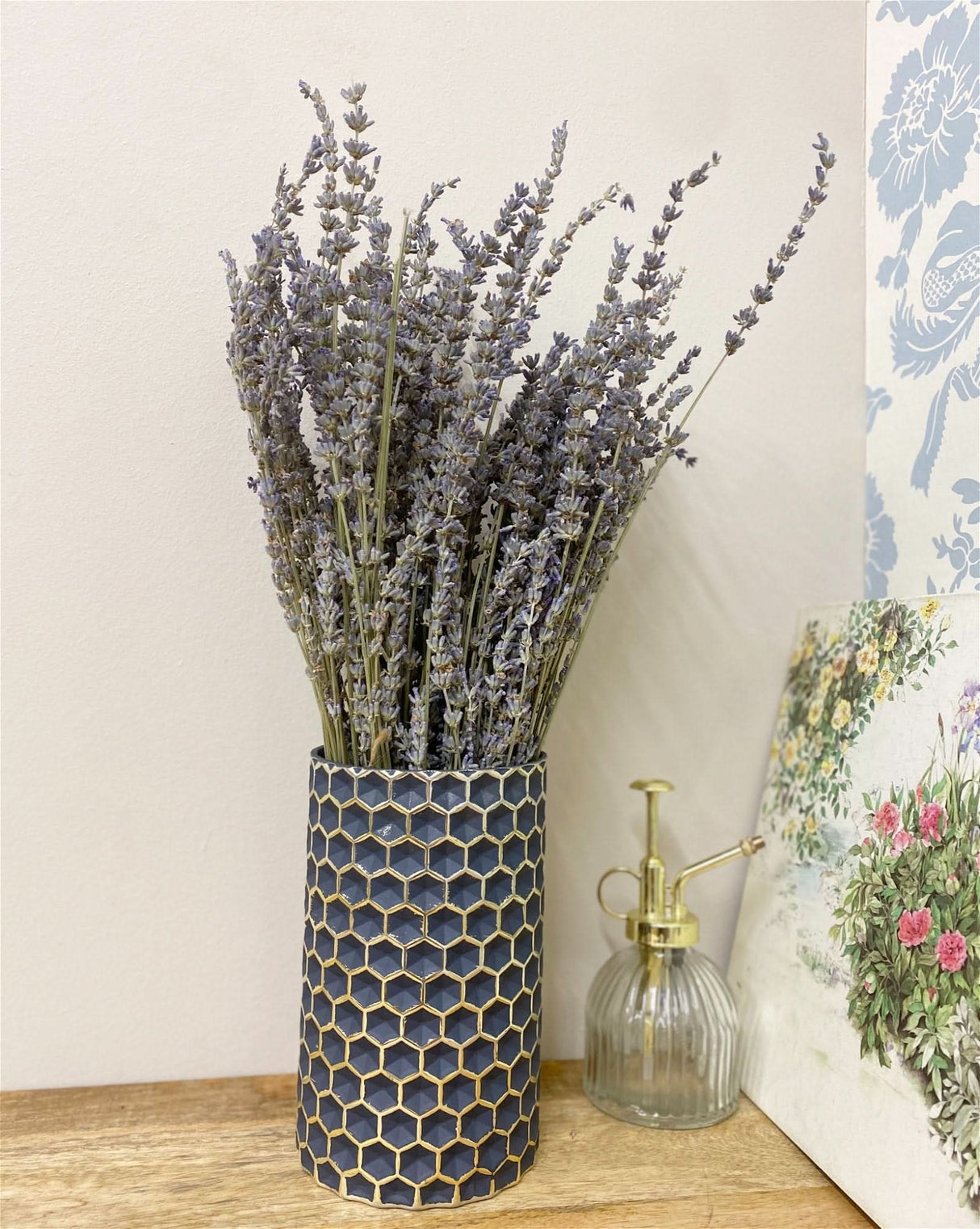 Honeycomb Cylinder Vase